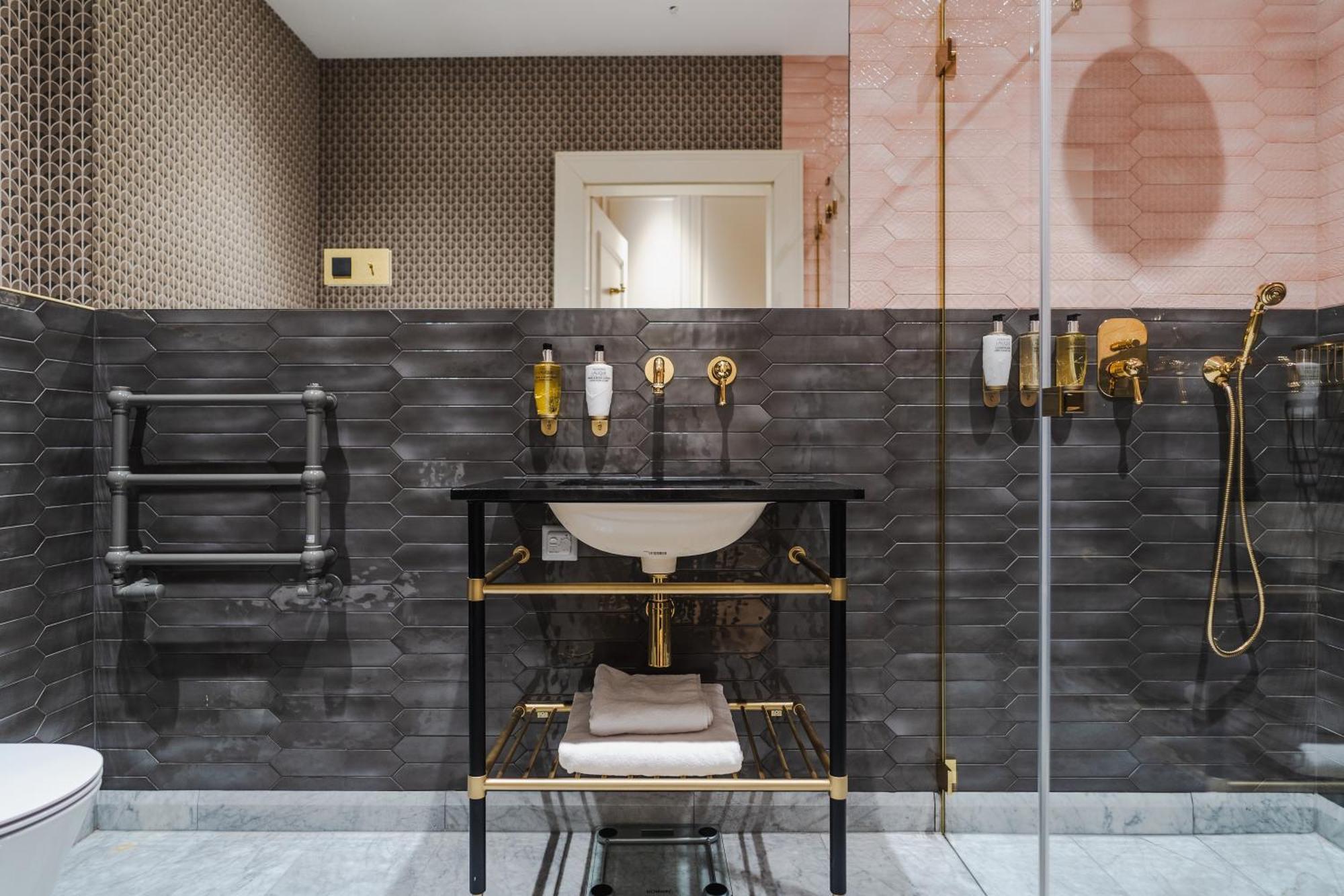 Hotel Unicus Palace Old Town - Destigo